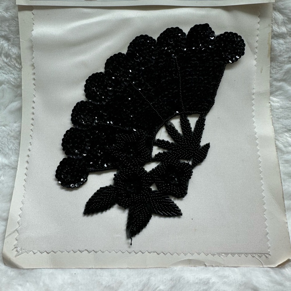 Chic Black Beaded Elegant Dress appliqué